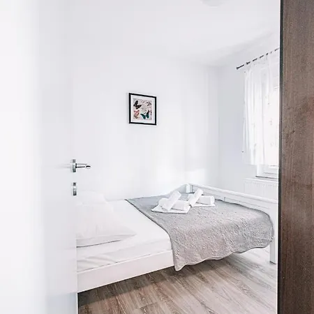 Vukic * Цриквеница